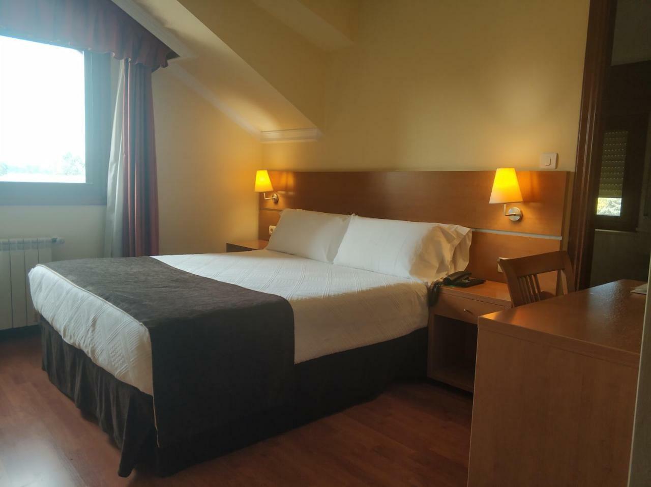 Hotel Avion By Bossh Hotels Віго Екстер'єр фото